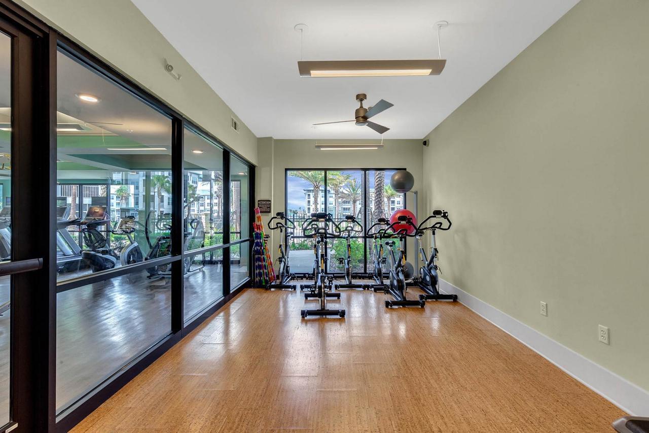 Seaworld - Disney Apartments By Nuovo คิสซิมมี ภายนอก รูปภาพ